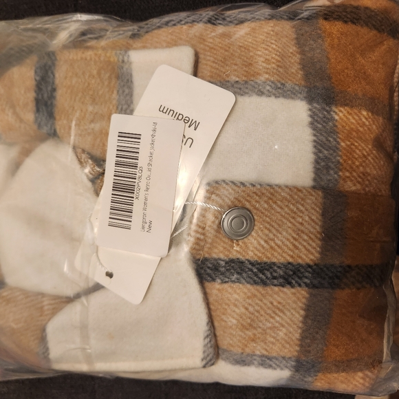 Medium shacket - Picture 2 of 2